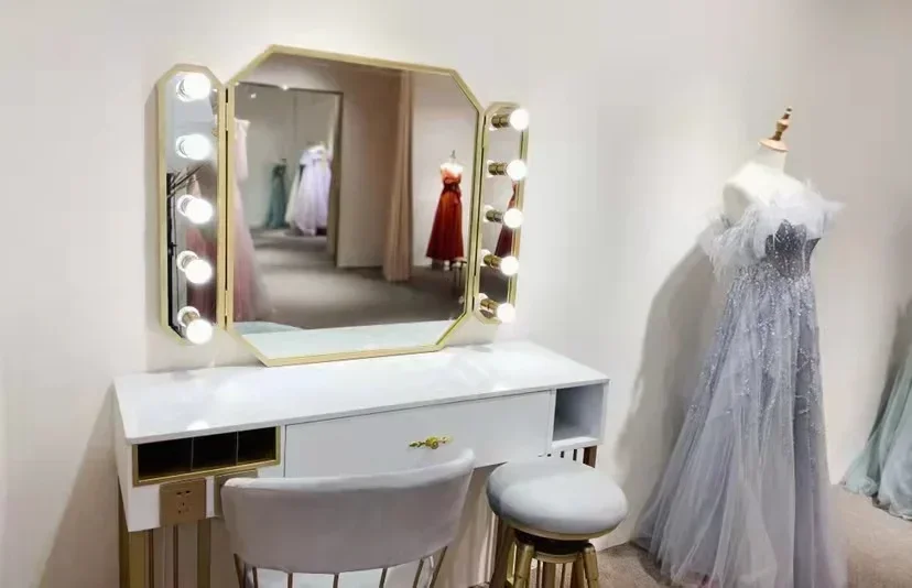写真スタジオ ロックドレッサー メイクアップ ウェディング写 - Beauty Makeup Training のレビューと価格