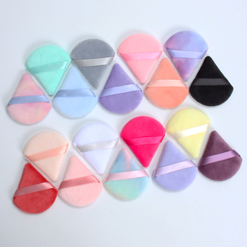 2 個の三角形パウダーパフフェイスメイクスポンジソフトベルベ - Beauty Bay Makeup のレビューと価格